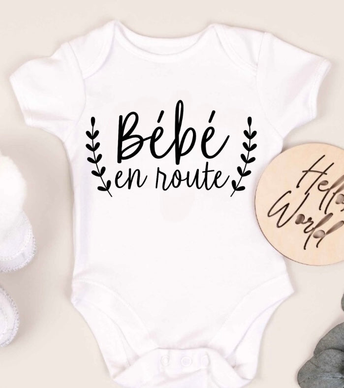 Cache couche -bébé en route | commande spéciale