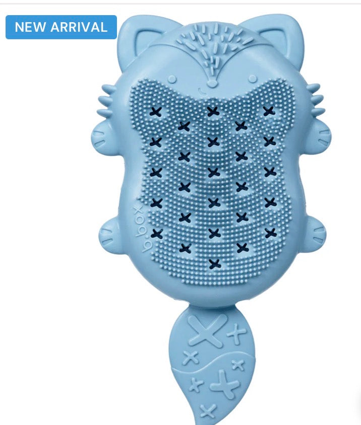Brosse éponge pour le chapeau