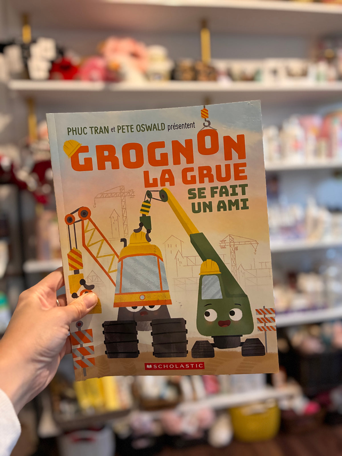 Livre| Grognon la grue se fait un ami